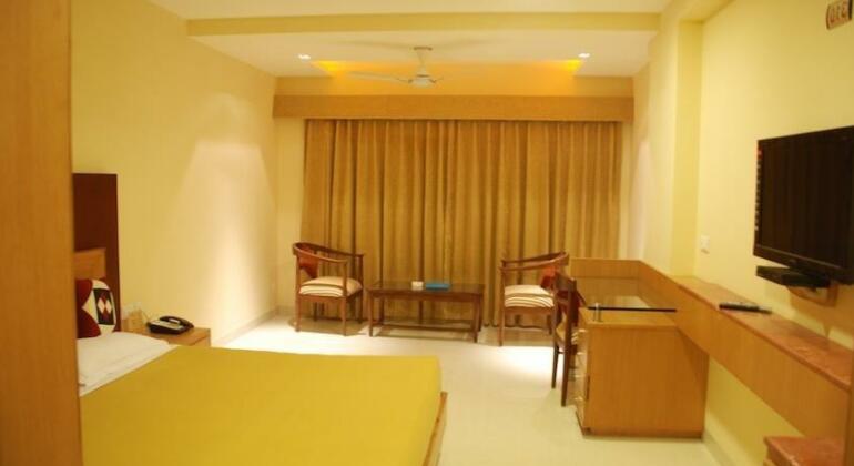 The Vinayak - Photo5