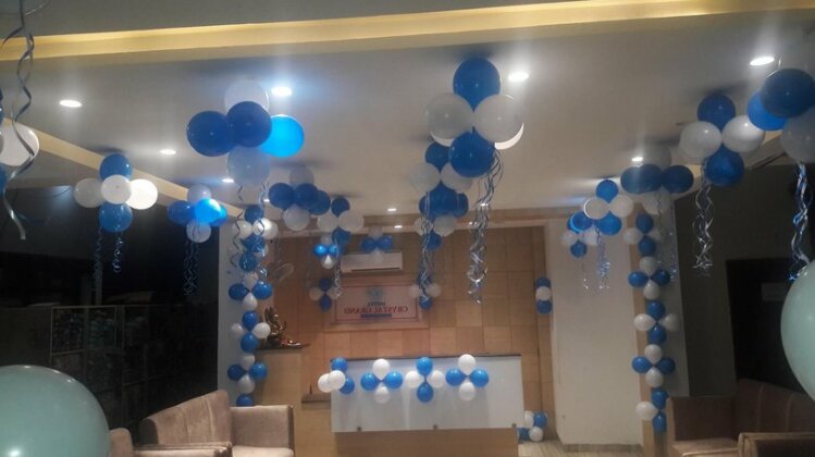 Hotel Crystal Grand - Photo3