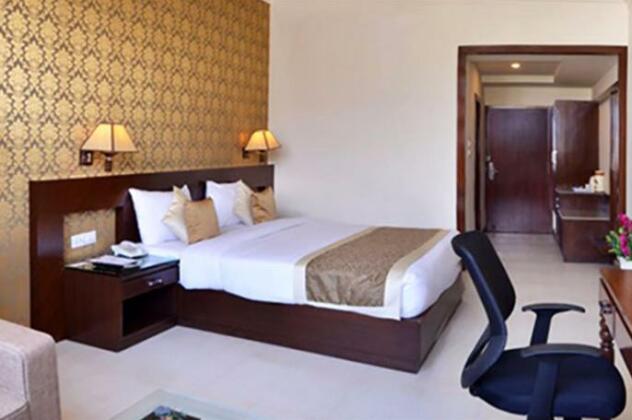 Hotel Devashish Haldwani