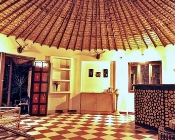 Rhea Safari Lodge - Photo3