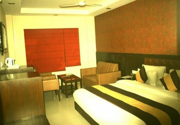 Hotel Le Central Haridwar