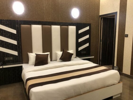 Hotel Pardesi's - Photo2