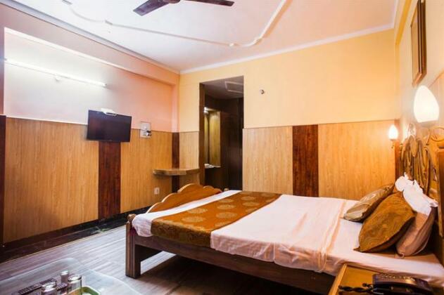 Hotel Sachin International - Photo3