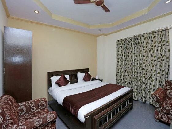 OYO 10592 Hotel Ganga Palace - Photo2