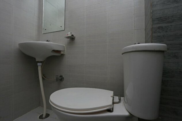 OYO 35747 Hotel Anand - Photo4