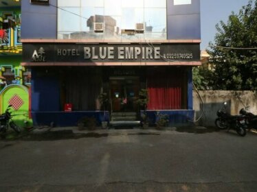 OYO 9847 Hotel Blue Empire