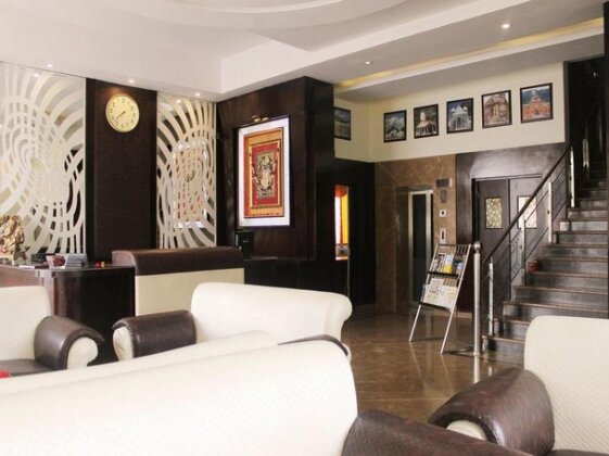 OYO Rooms Prem Ashram Ghat - Photo4
