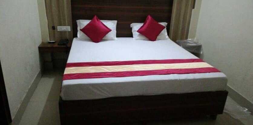 Room Lr Elite Haridwar 702