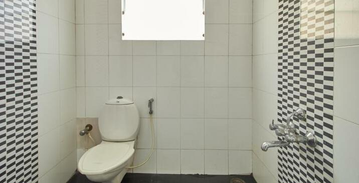 Suvarna Regency Hassan - Photo4