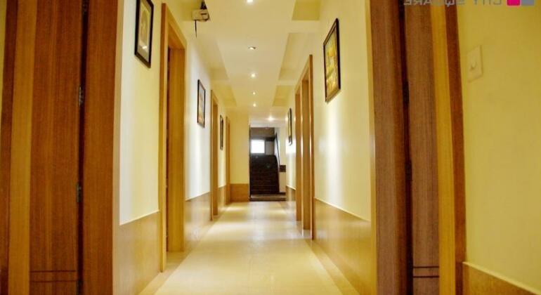 Hotel City Square - Photo3
