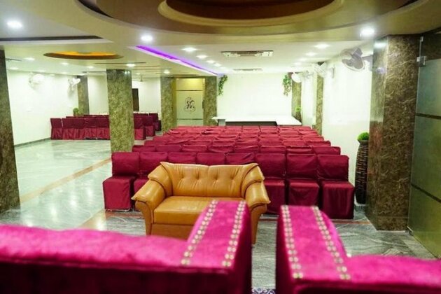 Hotel Razia Inn - Photo4