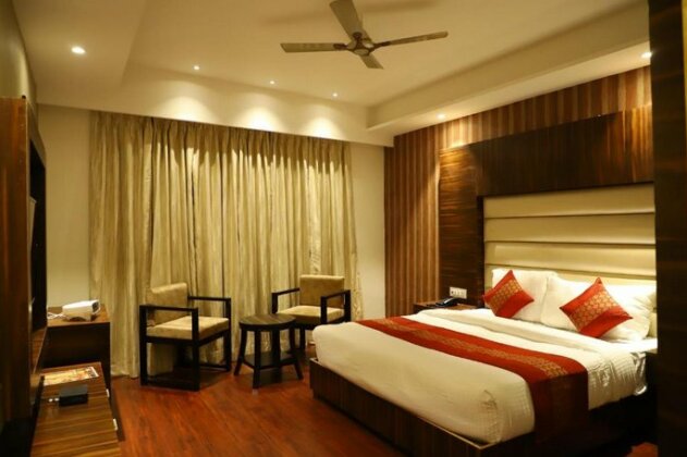 Ohm Hotel & Resort