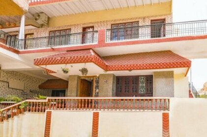 1 Br Guest House In Hampi Bazaar 58cb By Guesthouser
