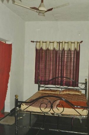 GLN Guest House Hampi - Photo4