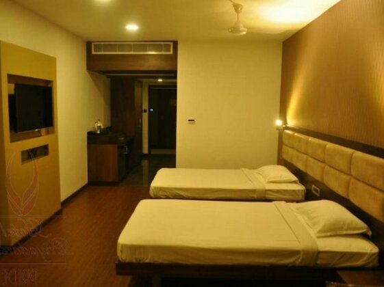 Hotel Priyadarshini Classic - Photo5