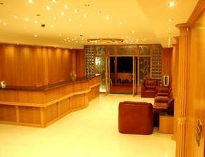 Karthik Hotel - Photo4