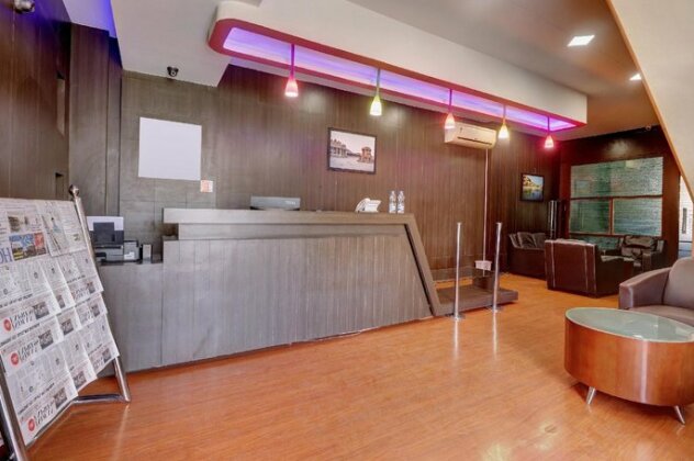 OYO 24132 Genx - Photo2