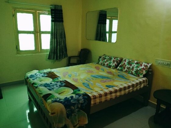 Sandhya - Photo4