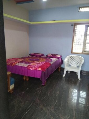 Shanthi home - Photo4
