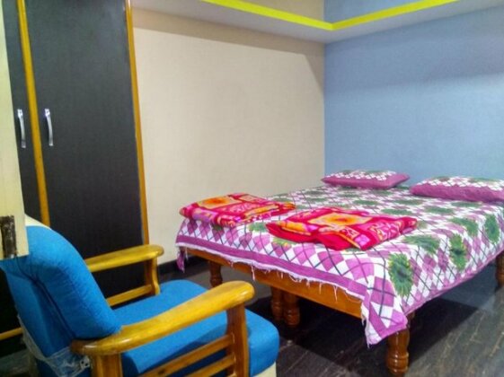 Shanthi home - Photo5