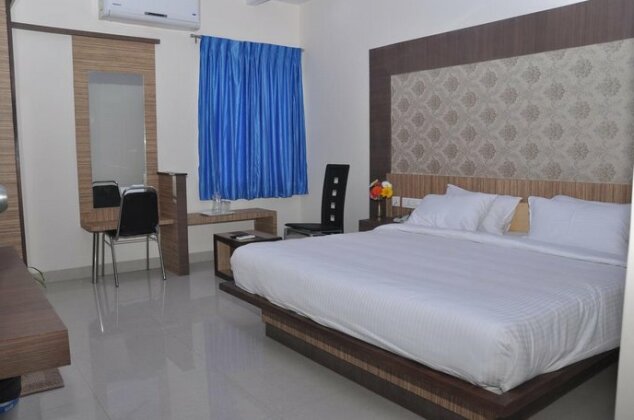 Hotel Sri Vaari Residency - Photo5