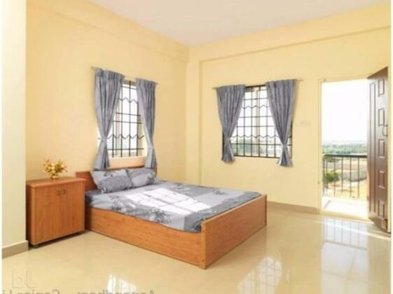 Vista Rooms at Adhiyaman College - Photo5