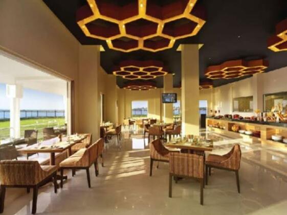 Gateway Hotel Lakeside Hubli - Photo4