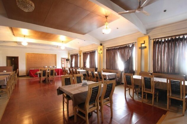 Hotel Dhammanagi Comforts - Photo5