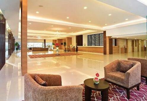Hotel Naveen Lakeside - Photo5