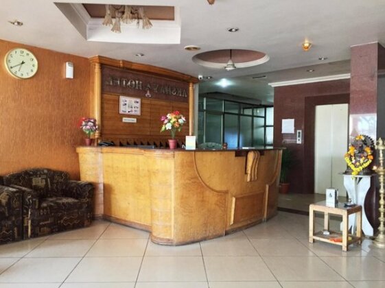 OYO Rooms Akshay Park - Photo3