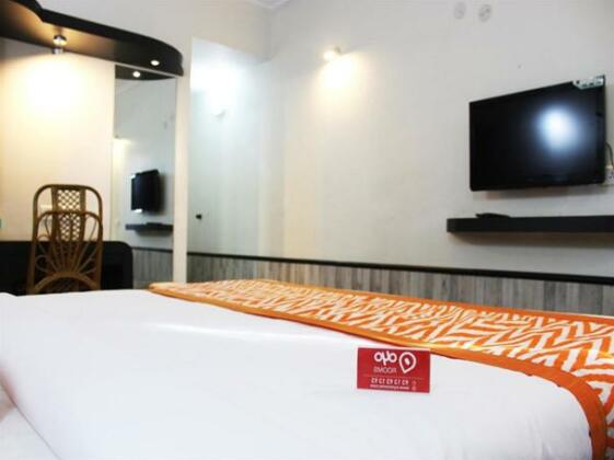 OYO Rooms Akshay Park - Photo4