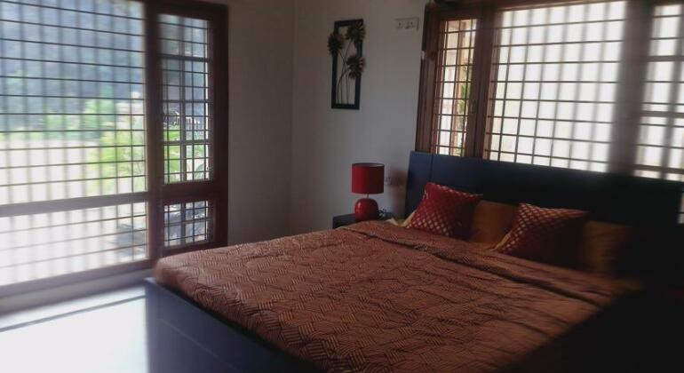 Bliss Inn Suites - Photo3