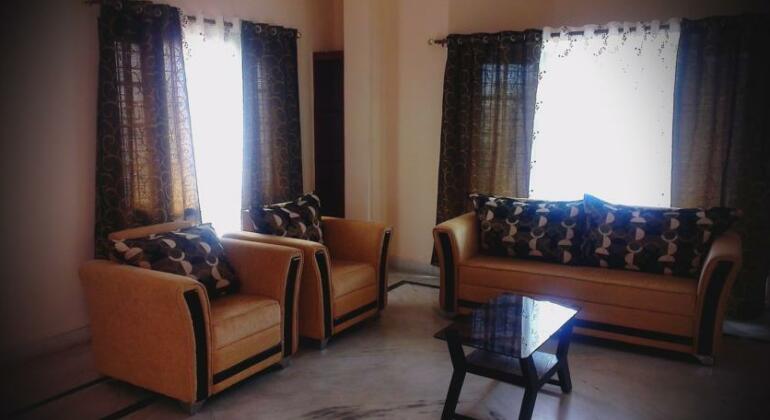 Bliss Inn Suites - Photo4