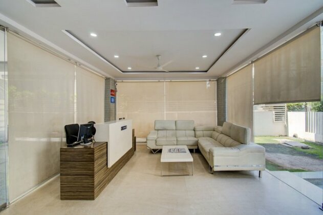 FabHotel Pearl City - Photo4