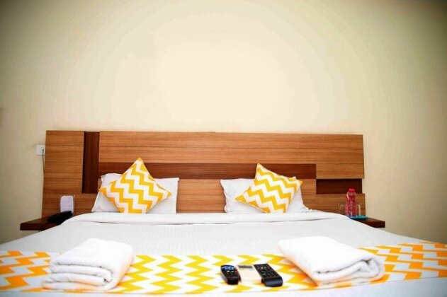 Fabhotel Pride Inn Madhapur - Photo3