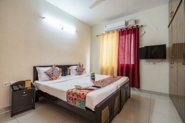 FabHotel Prime HiTech City - Photo2