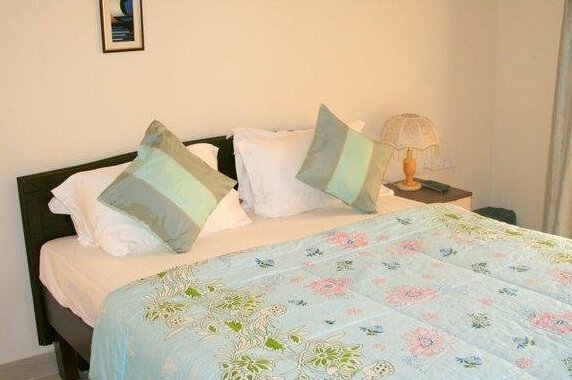 Home Touch Service Apartment - Photo2