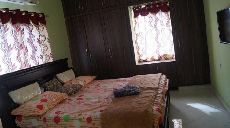 Home Touch Service Apartment - Photo3