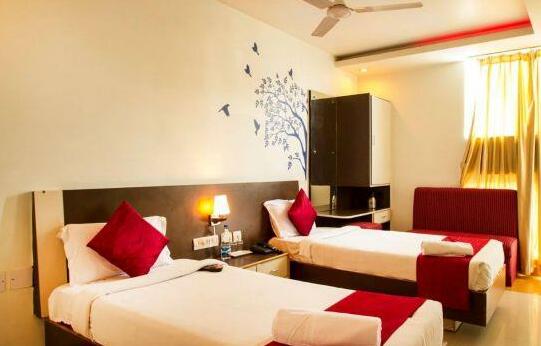 Hotel New Sree Krishna Residency - Photo3