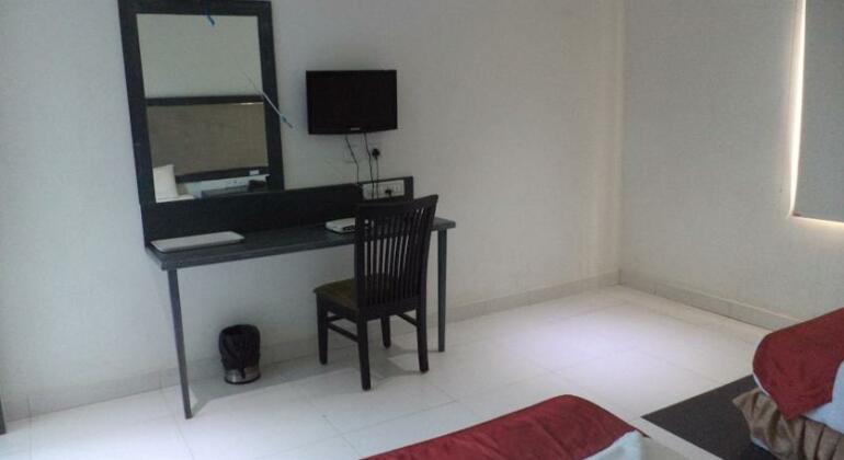 Hotel Palak Residency - Photo4