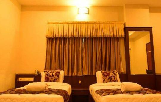 Hotel Riya Grand - Photo4