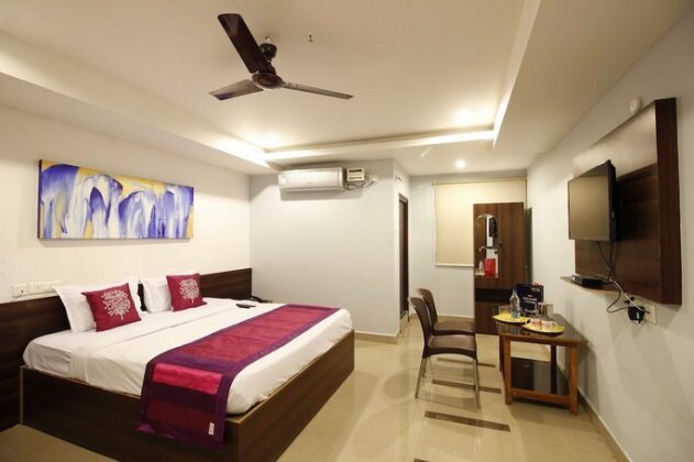 Nova Pride Hotel - Photo4