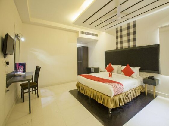 OYO 10139 Hotel Palak Residency - Photo2
