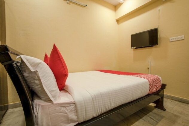 OYO 13550 Hotel Pushpa Grand - Photo2