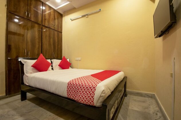 OYO 13550 Hotel Pushpa Grand - Photo4