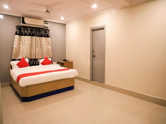 Oyo 15752 Kbr Residency - Photo2