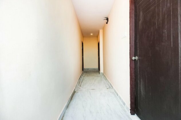 OYO 40305 New property LB Nagar - Photo4