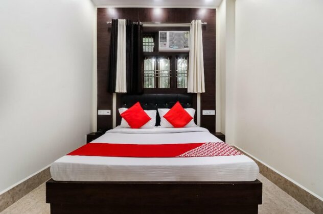 OYO 65147 Hotel Padmavati Residency - Photo2