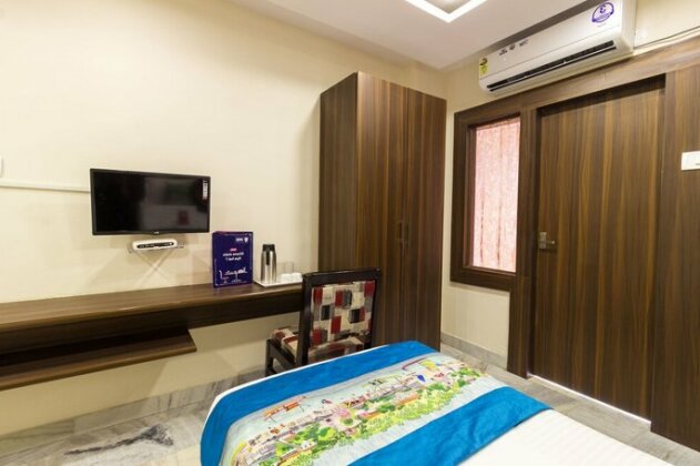 OYO 6651 Hotel Srujana Stay Inn - Photo5