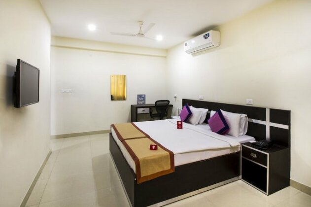 OYO 7672 Pride Inn - Photo2